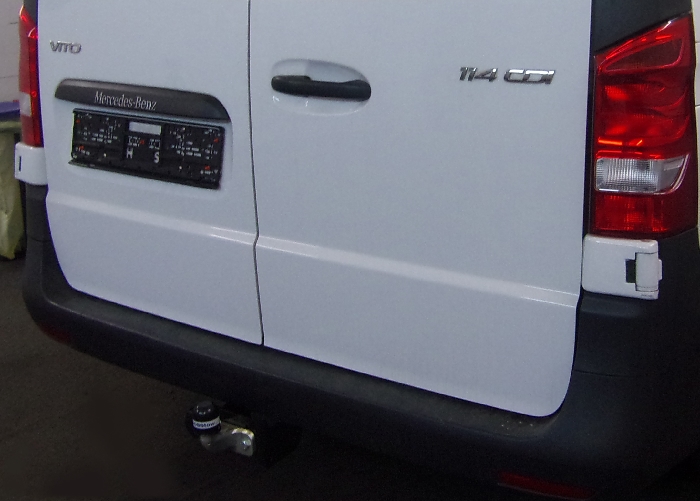 Anhängerkupplung für Mercedes-Vito W447, mit Elektrosatzvorbereitung, Baureihe 2014-2024 starr